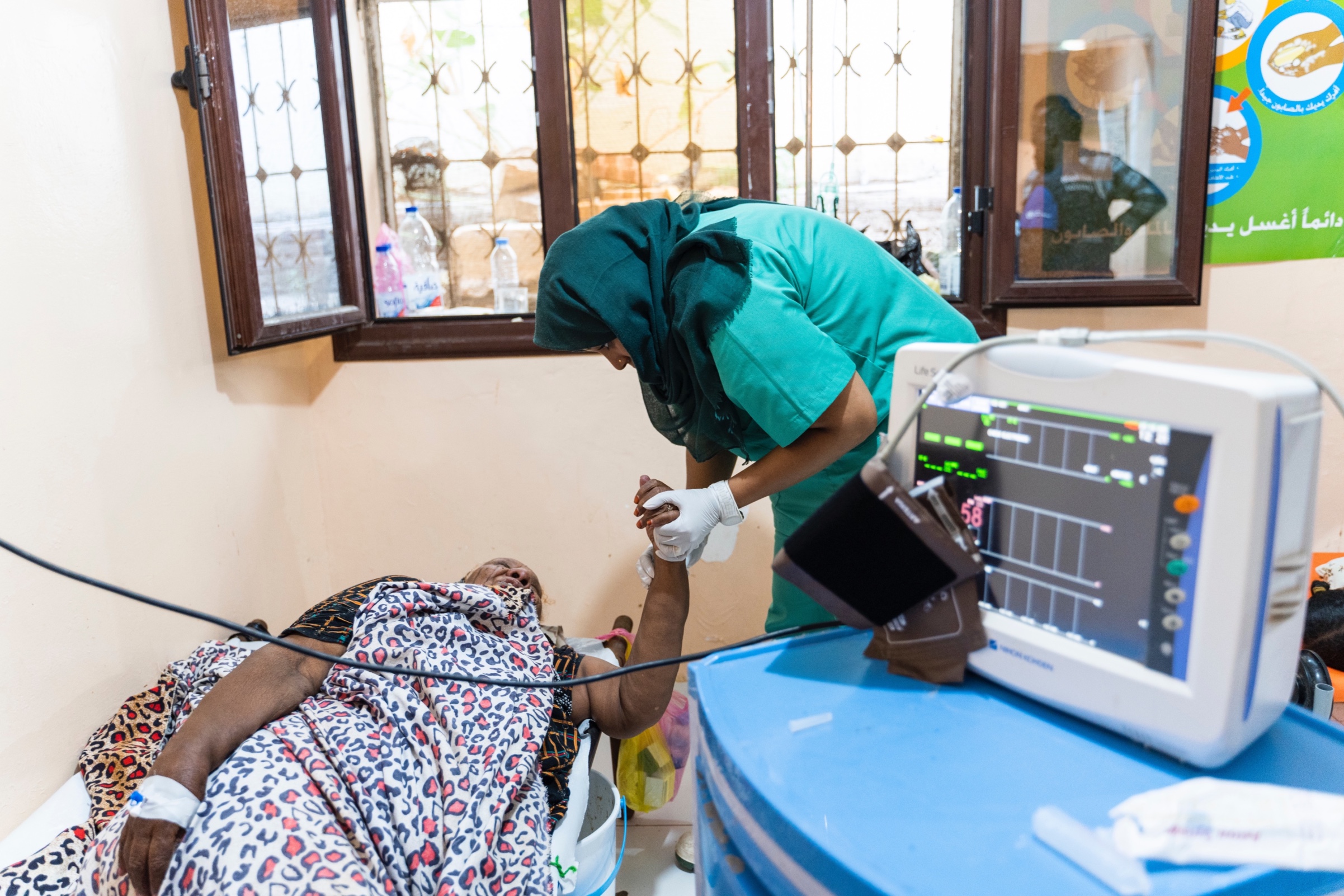 Chronic NCD care in crises: A qualitative study of global experts’ perspectives on models of care for hypertension and diabetes in humanitarian settings