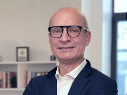 

<!-- THEME DEBUG -->
<!-- THEME HOOK: 'field' -->
<!-- FILE NAME SUGGESTIONS:
   ▪️ field--node--title--community-noticeboard.html.twig
   ✅ field--node--title.html.twig
   ▪️ field--node--community-noticeboard.html.twig
   ▪️ field--title.html.twig
   ▪️ field--string.html.twig
   ▪️ field.html.twig
-->
<!-- 💡 BEGIN CUSTOM TEMPLATE OUTPUT from 'themes/custom/whokap/templates/field/field--node--title.html.twig' -->
WHO Director-General Special Envoy for Chronic Respiratory Diseases appointed
<!-- END CUSTOM TEMPLATE OUTPUT from 'themes/custom/whokap/templates/field/field--node--title.html.twig' -->

